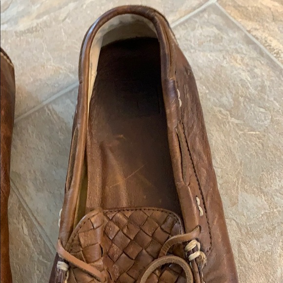 Shoes - Picture 5 of 8